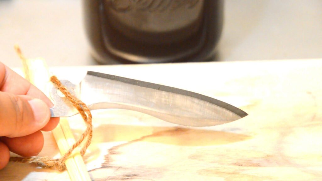 フェデカのナイフの黒錆加工